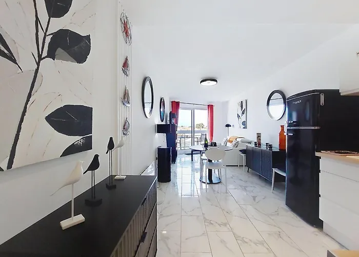La Fregate-10 By Interhome * Vaux-sur-Mer